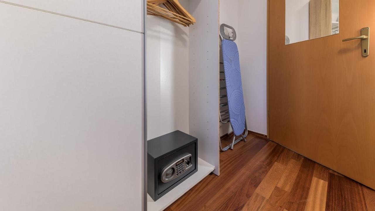 Four Seasons Apartment - Free Parking Zagreb Buitenkant foto