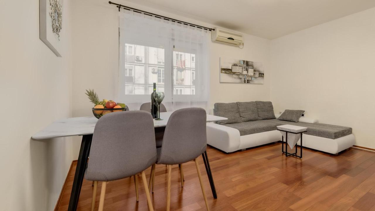 Four Seasons Apartment - Free Parking Zagreb Buitenkant foto